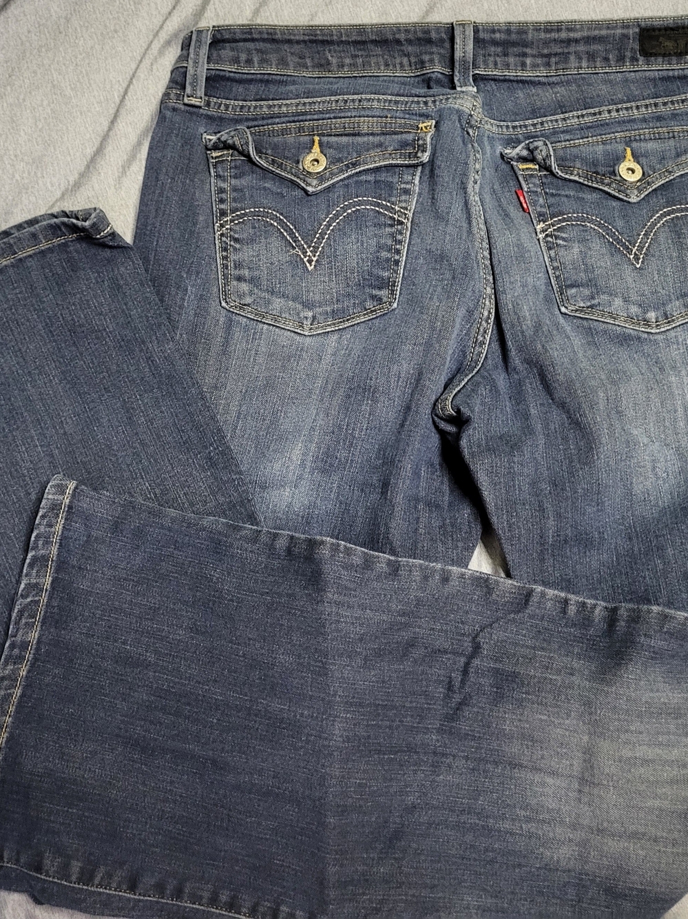 Levi's Women's Mid Wash Bootcut Jeans - Blue
